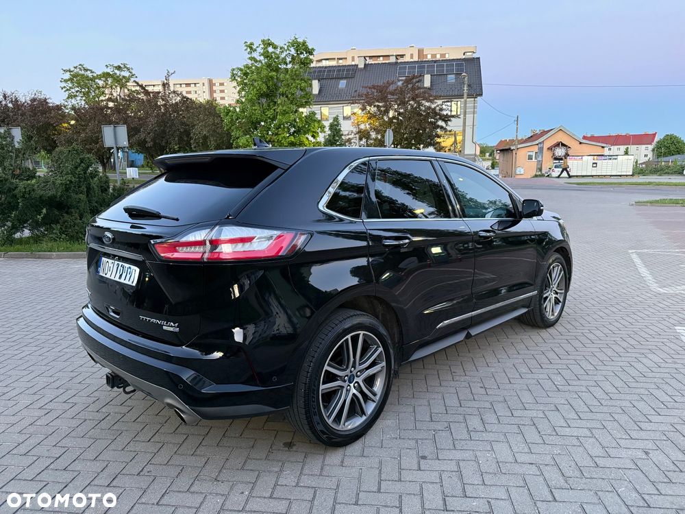 Ford Edge - 1