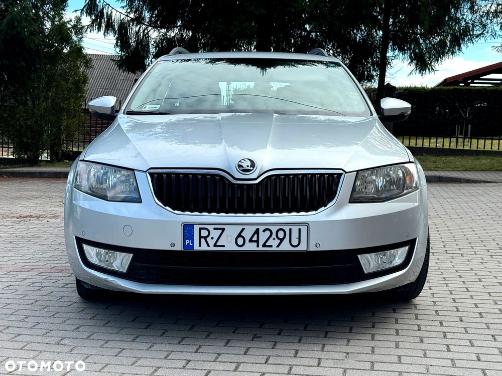 Skoda Octavia 1.6 TDI Style DSG - 1