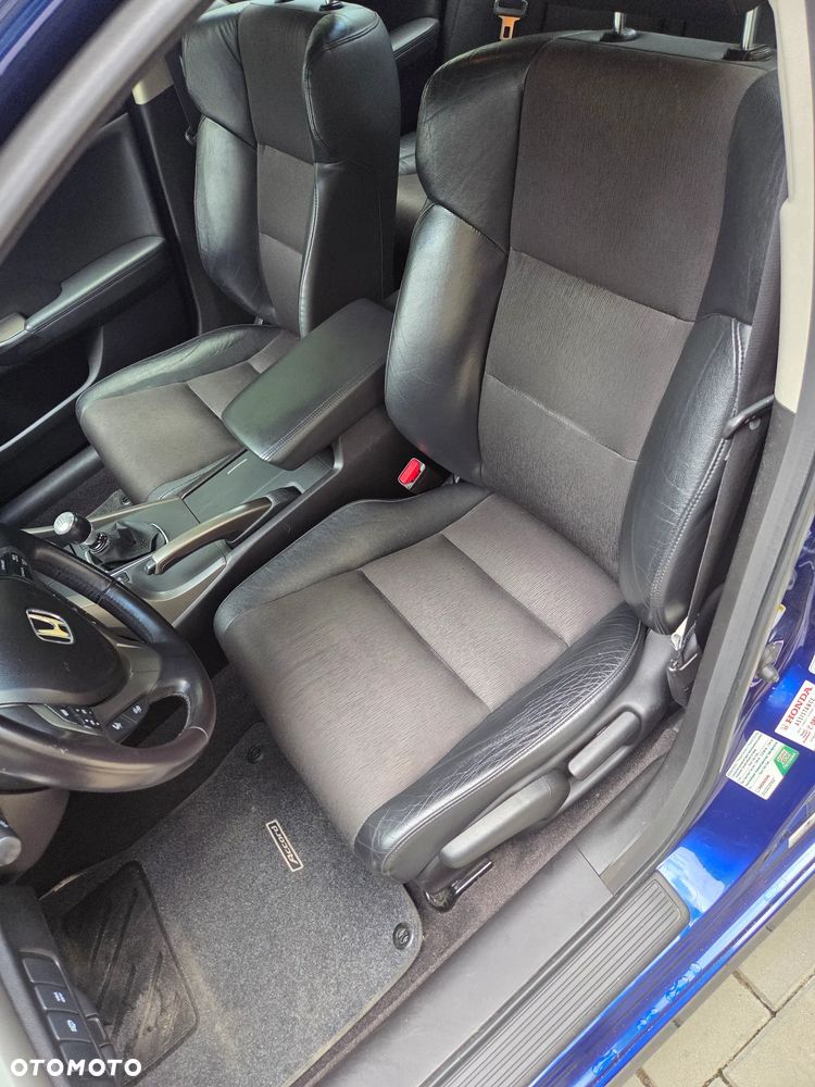 Honda Accord 2.2d Type-S - 13
