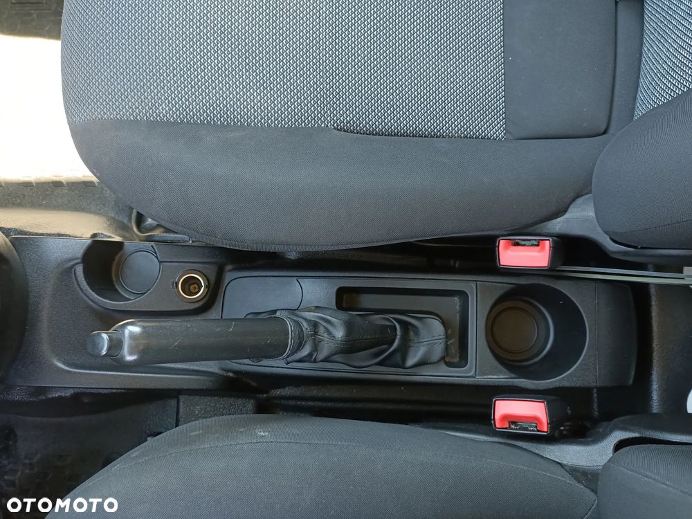 Fiat Doblo Chłodnia 95 KM 2 zasilania chłodni Niski Przebieg - 19