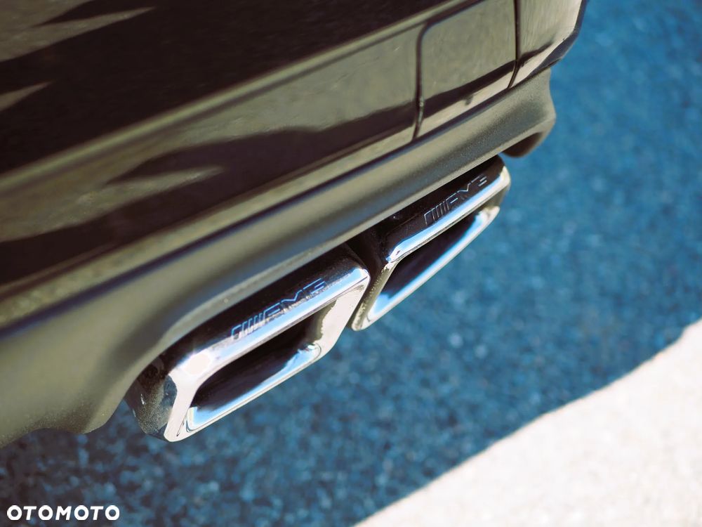 Mercedes-Benz CL 63 AMG - 6