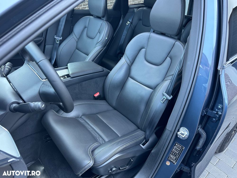 Volvo XC 60 B4 MHEV AT8 AWD R-Design - 13