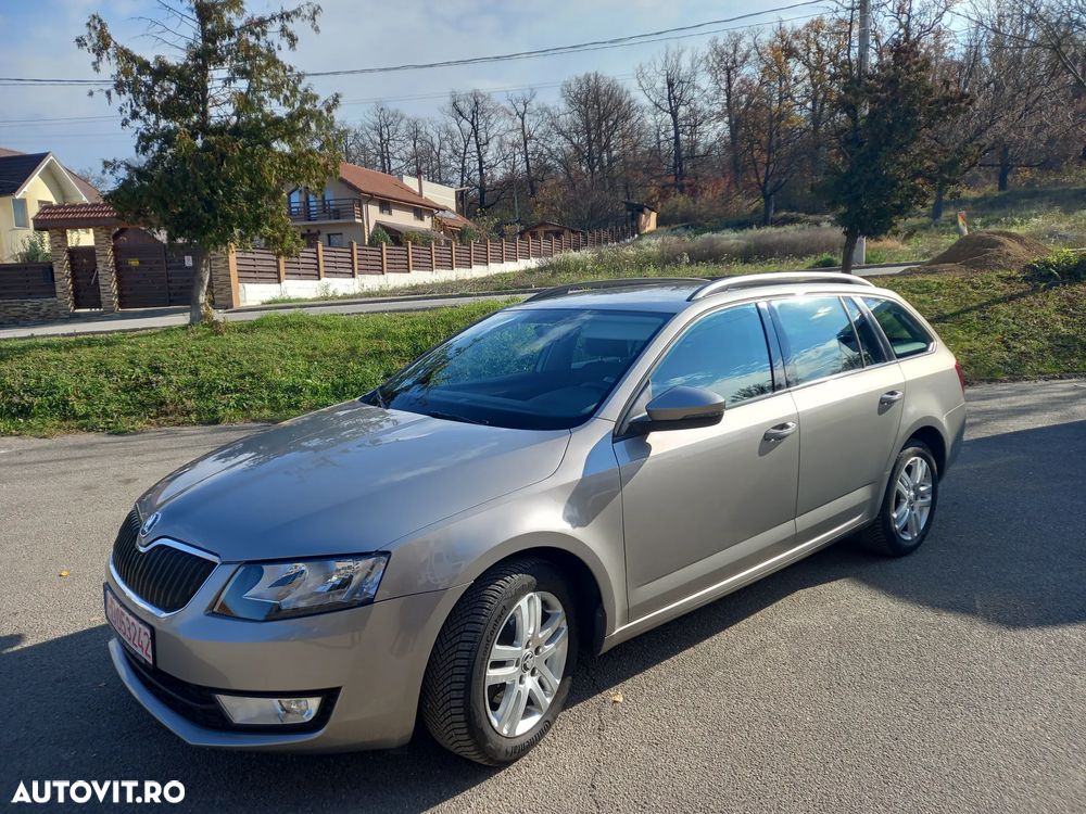 Skoda Octavia Combi 1.6 TDI DPF FAMILY - 1