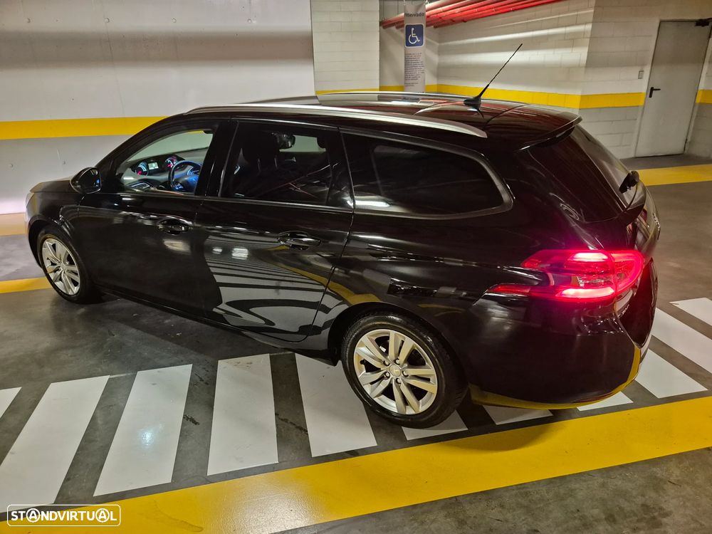 Peugeot 308 SW BlueHDi 120 Stop & Start Style - 17