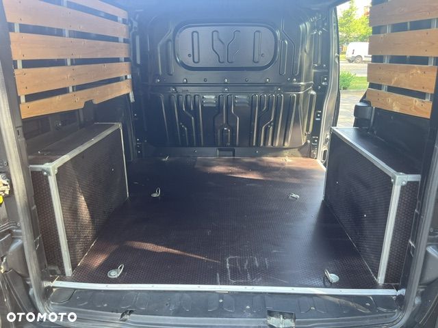 Fiat Doblo - 16