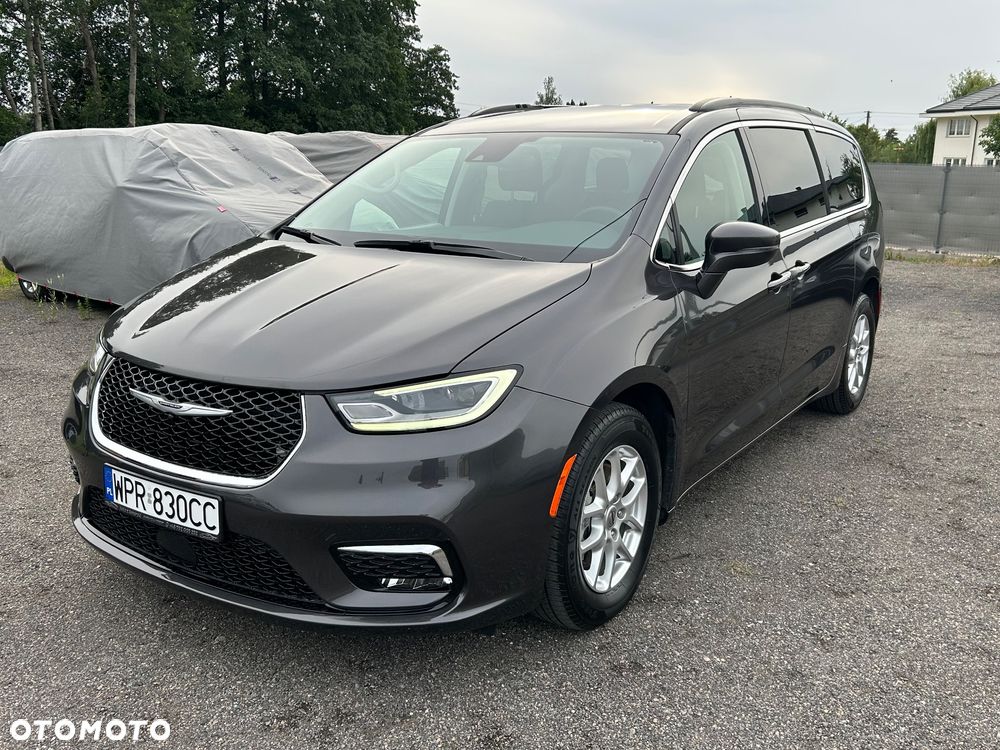 Chrysler Pacifica - 7