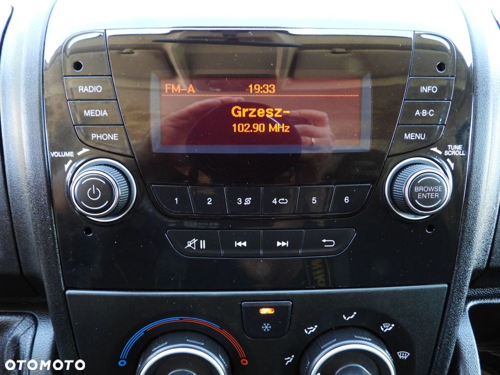 Peugeot BOXER KONTENER WINDA 8 PALET TEMPOMAT KLIMATYZACJA  130KM - 33