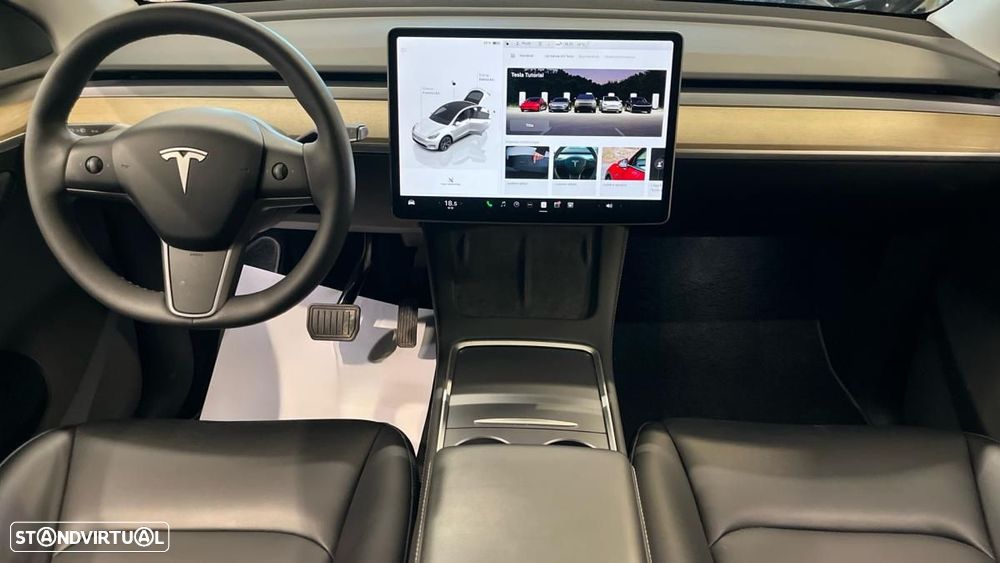 Tesla Model Y RWD - 3
