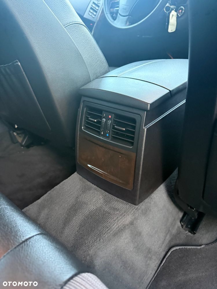 BMW Seria 5 - 22