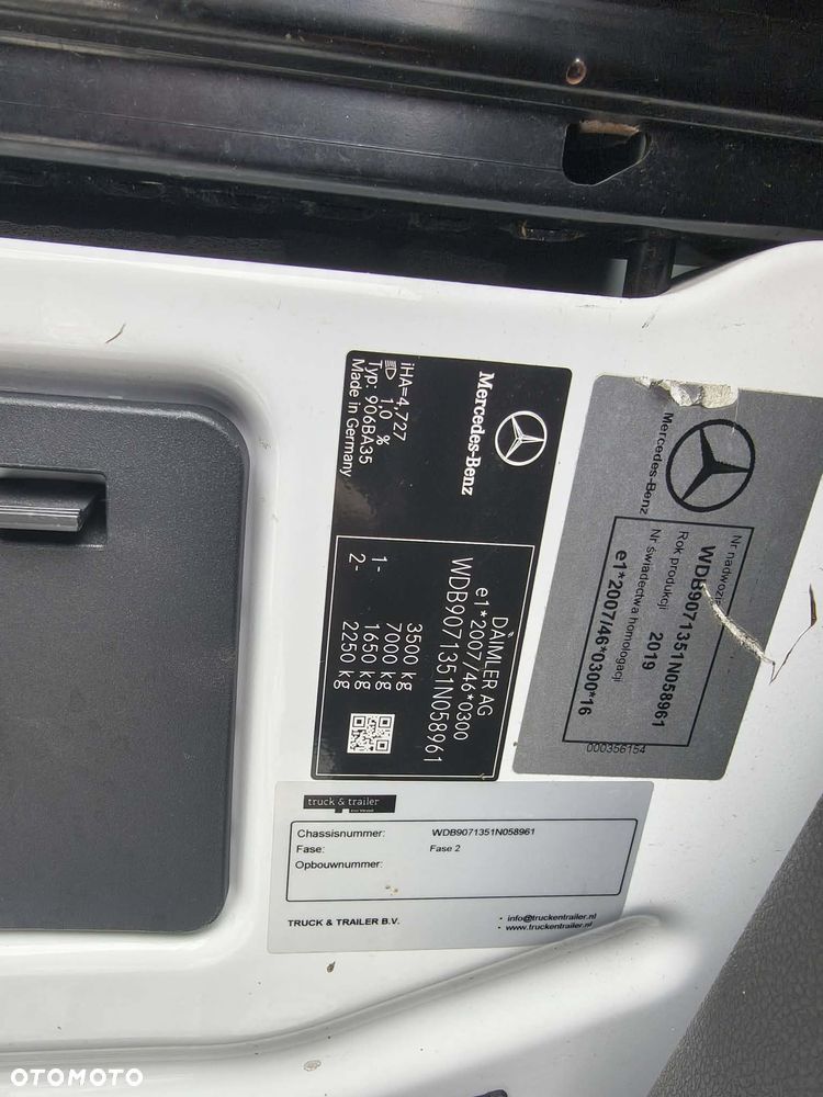 Mercedes-Benz Sprinter - 8