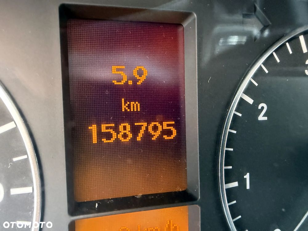 Mercedes-Benz Klasa A 150 Elegance Edition 10 - 7