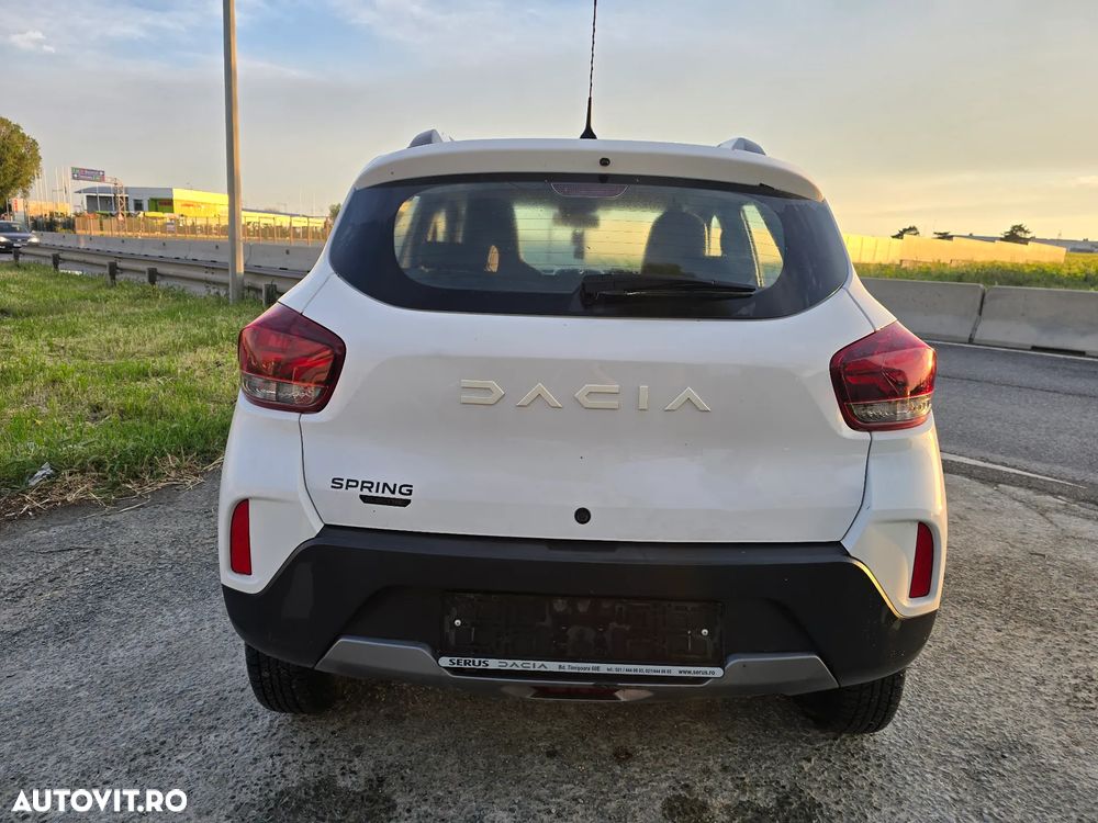 Dacia Spring Essential - 7