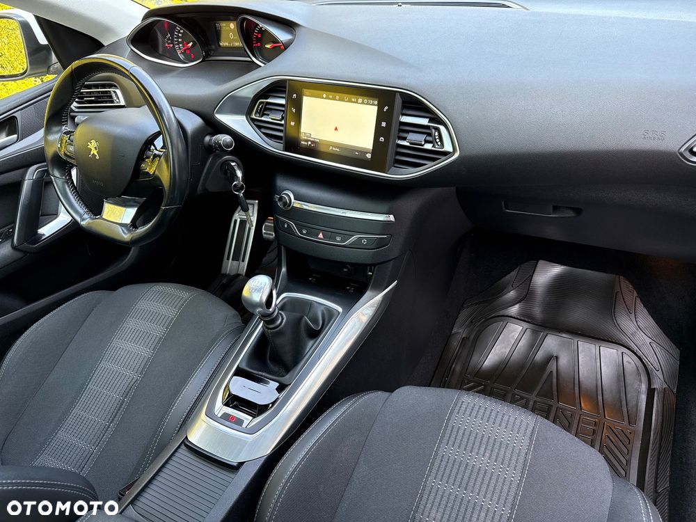 Peugeot 308 BlueHDi 130 Stop & Start Allure Pack - 18