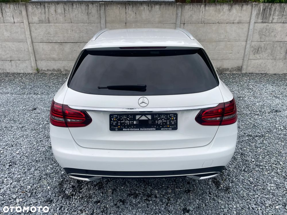 Mercedes-Benz Klasa C 300 d 4Matic 9G-TRONIC Avantgarde - 6