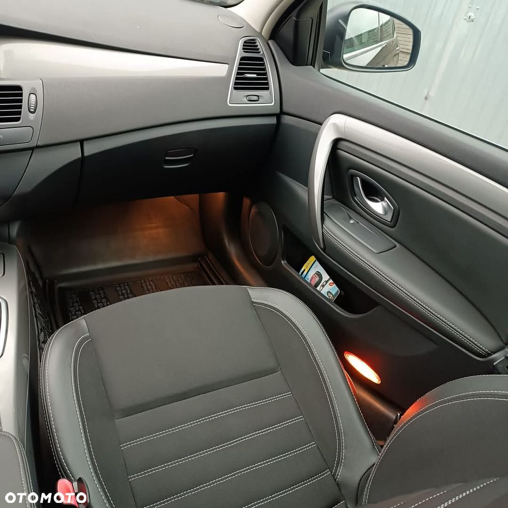 Renault Laguna 2.0 Expression - 4