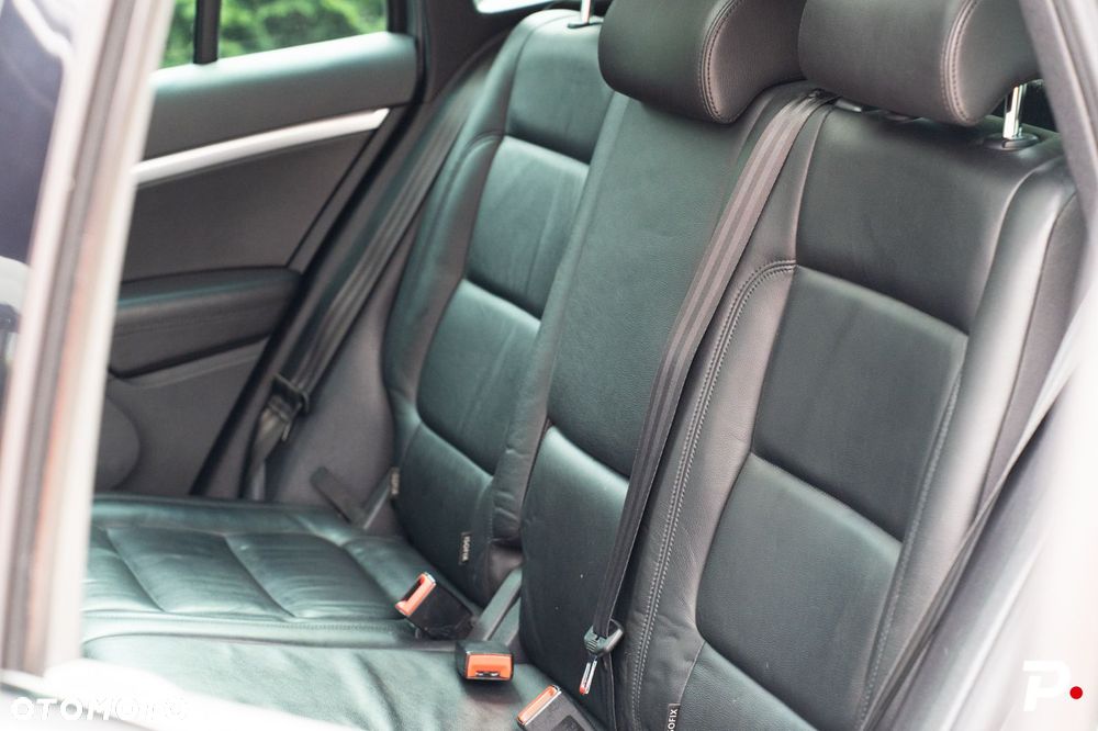 Volkswagen Tiguan 2.0 TDI 4Mot R-Style DSG - 11