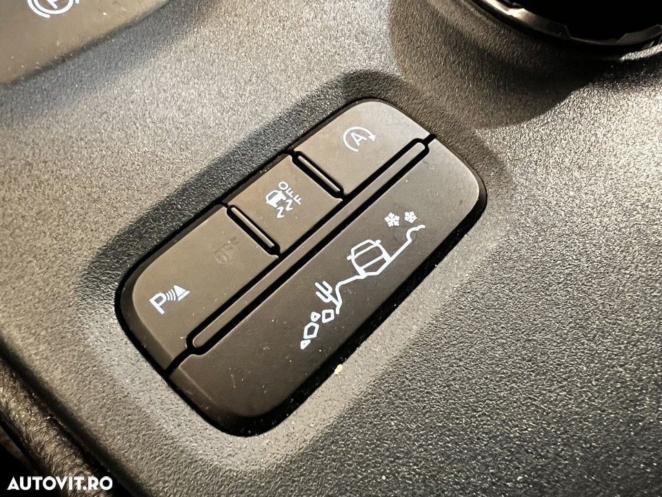 Ford Ranger 2.0 TD 205 CP 10AT 4x4 Double Cab Wildtrak - 17