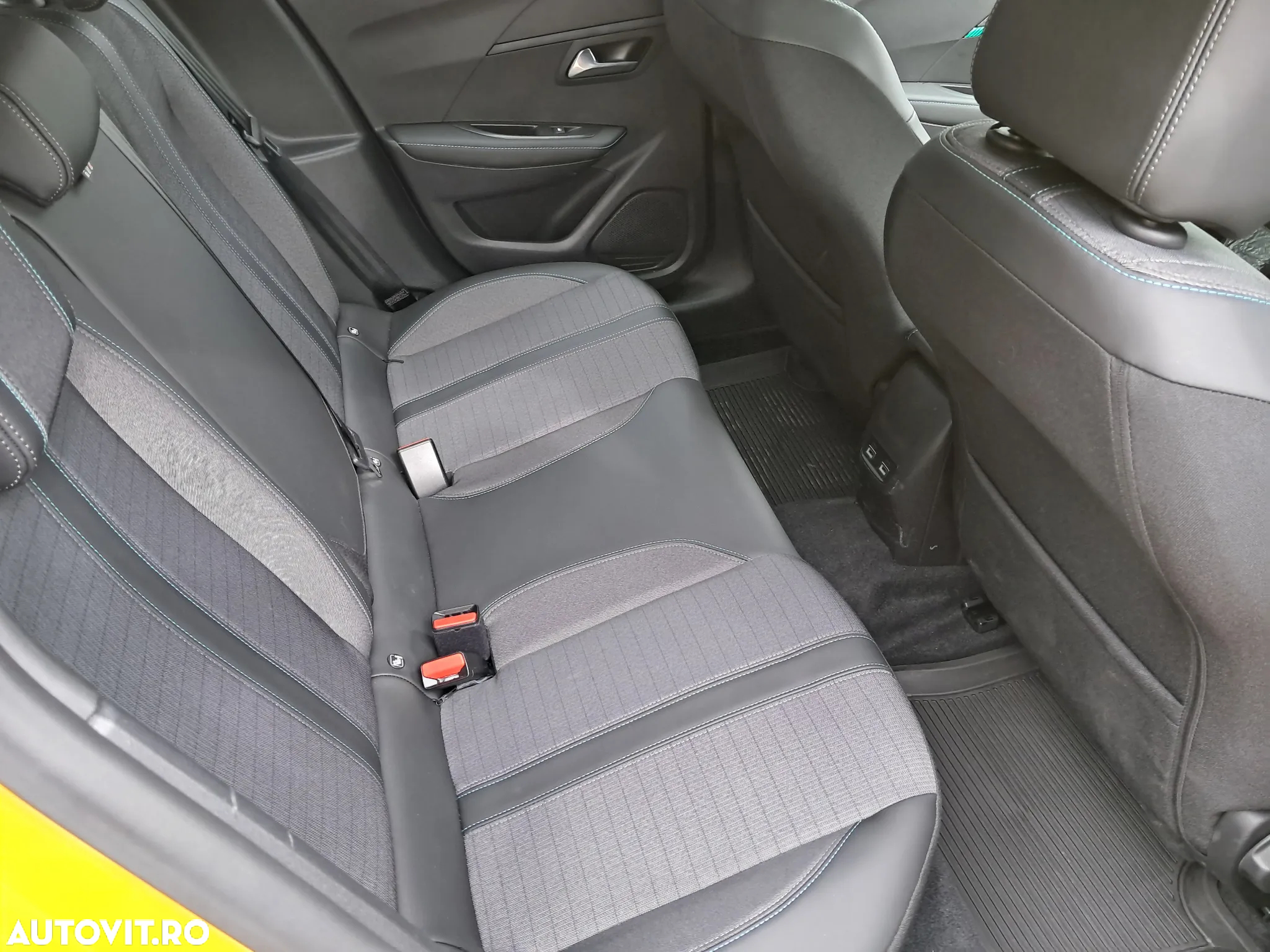Peugeot 208 e-208 Allure Pack - 23