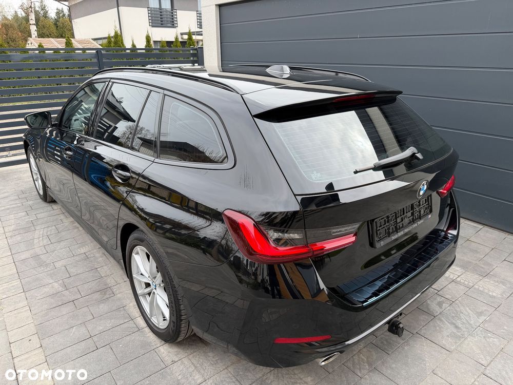 BMW Seria 3 316d MHEV Sport Line - 12