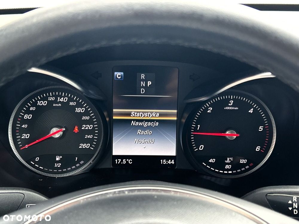 Mercedes-Benz GLC - 13