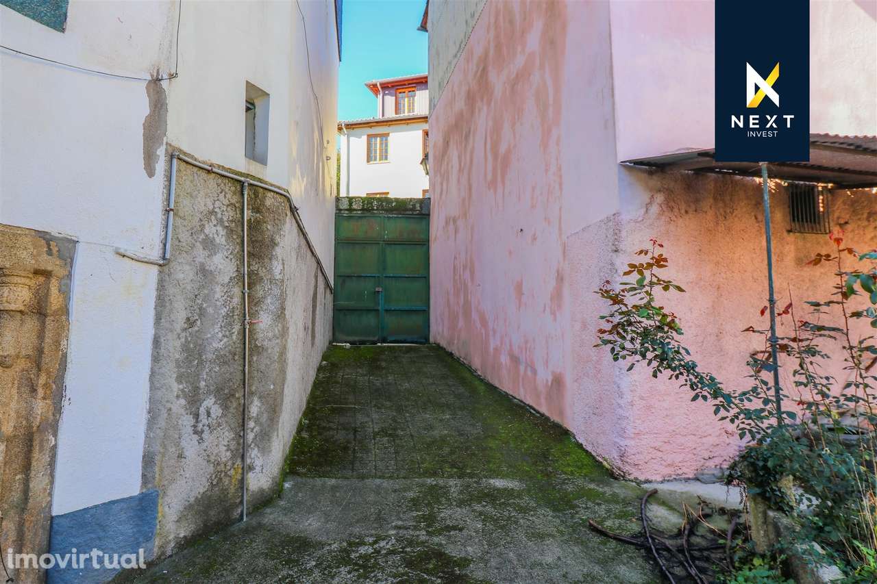 Oportunidade Única de Investimento no Centro Histórico de Viseu - Grande imagem: 2/34