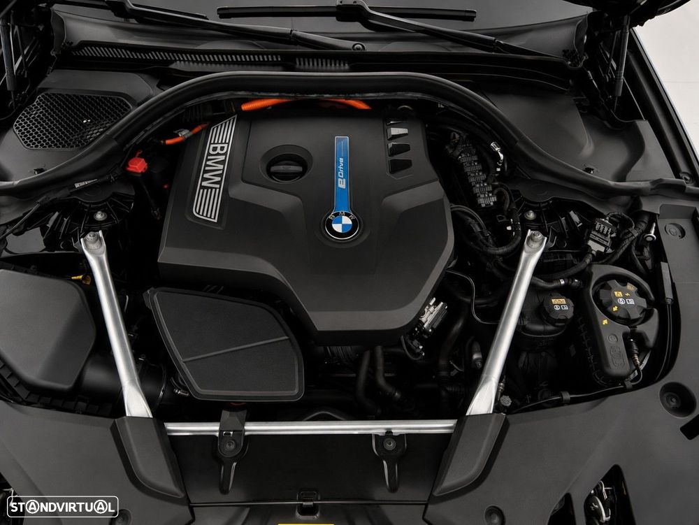 BMW 530 e iPerformance Pack M - 30