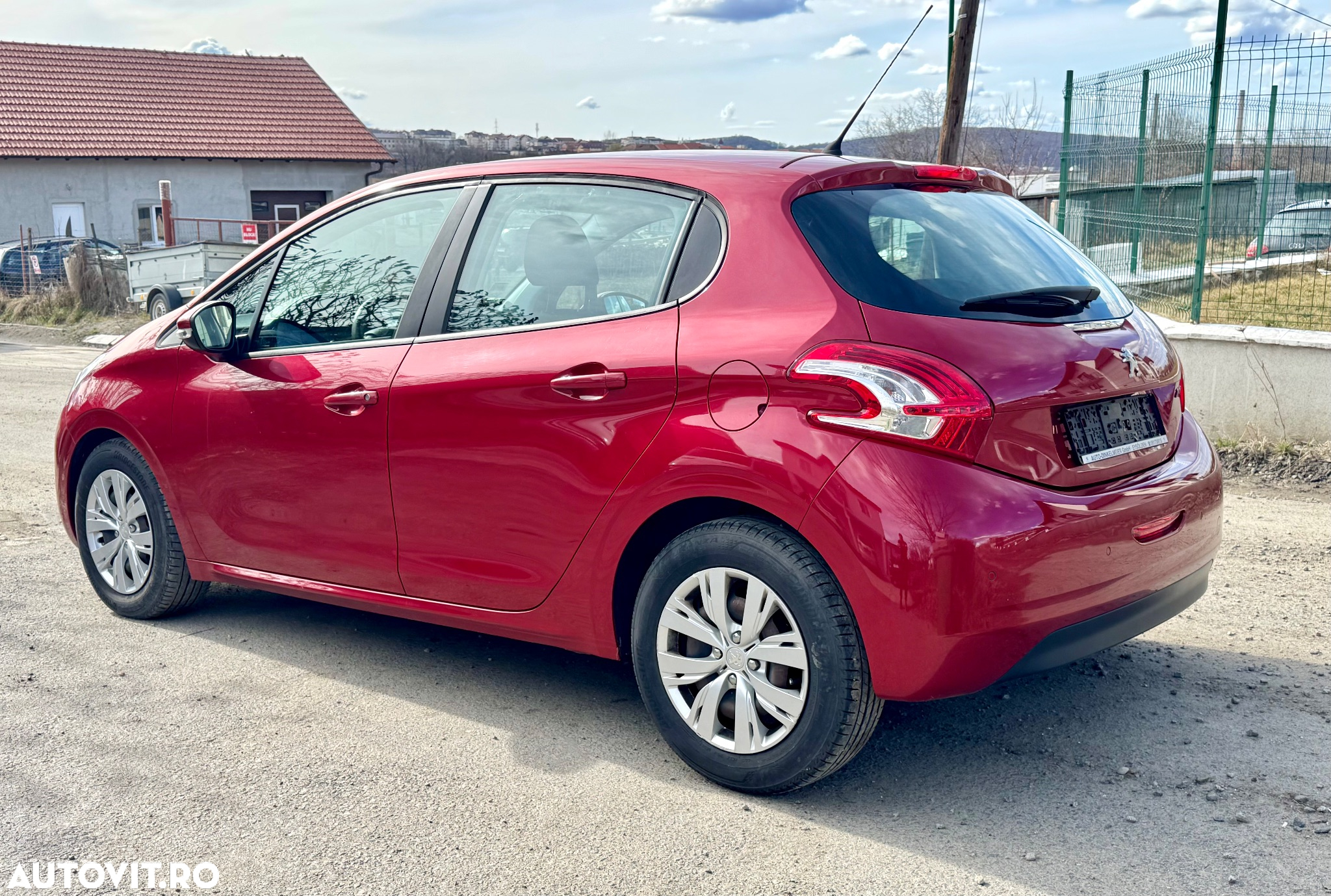 Peugeot 208 1.2 L PureTech Allure - 7