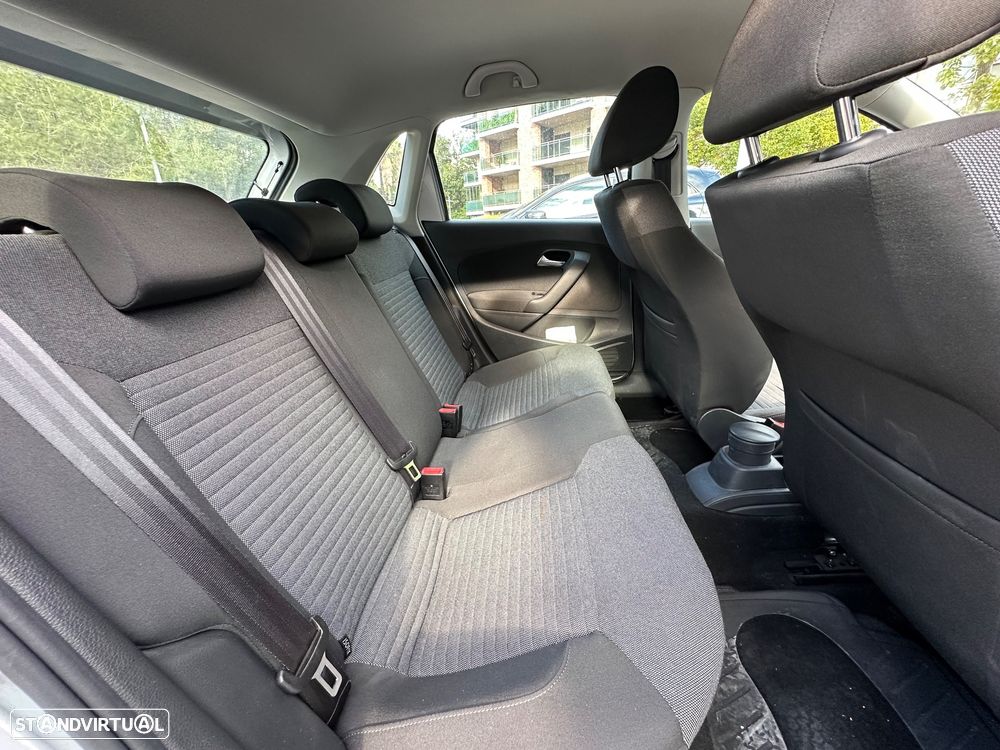 VW Polo 1.2 Confortline - 19