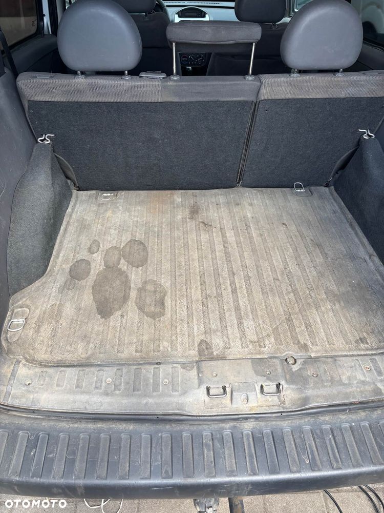 Opel Combo - 8
