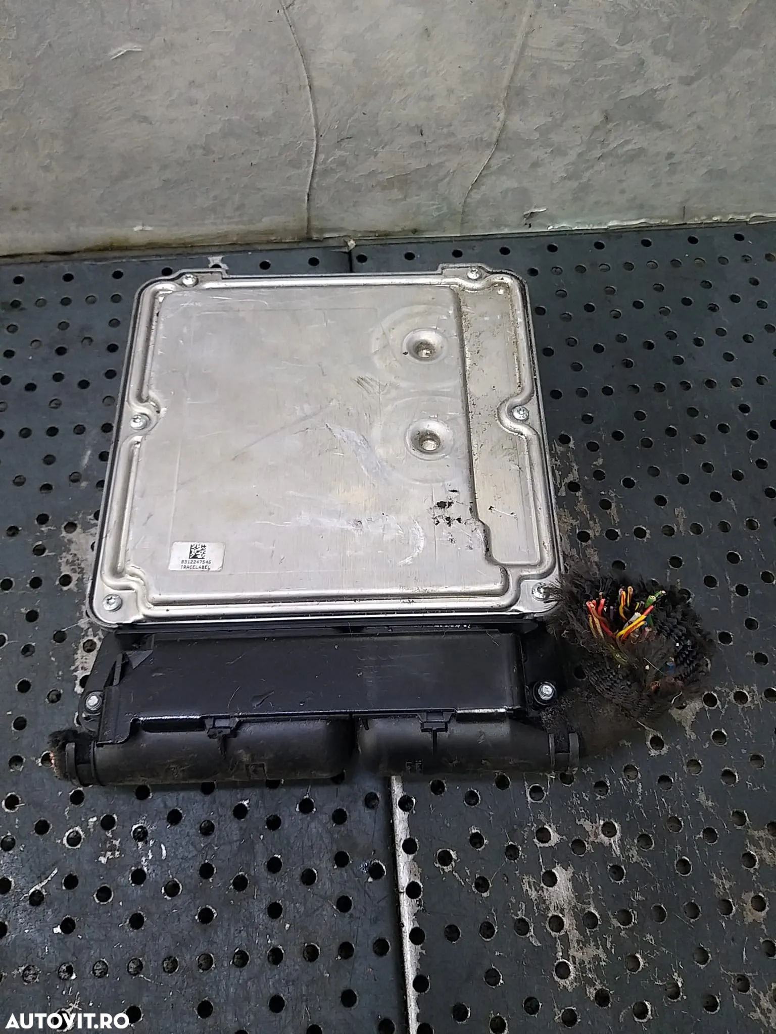 Ecu calculator motor 2.7 tdi audi a6 c6 4f 4f0907401c 4f1910401l 0281013324 - 3