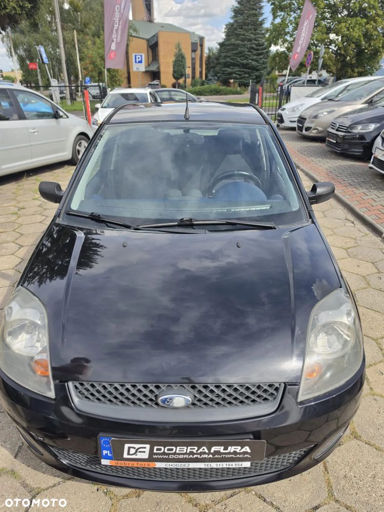 Ford Fiesta 1.4 Ghia - 30