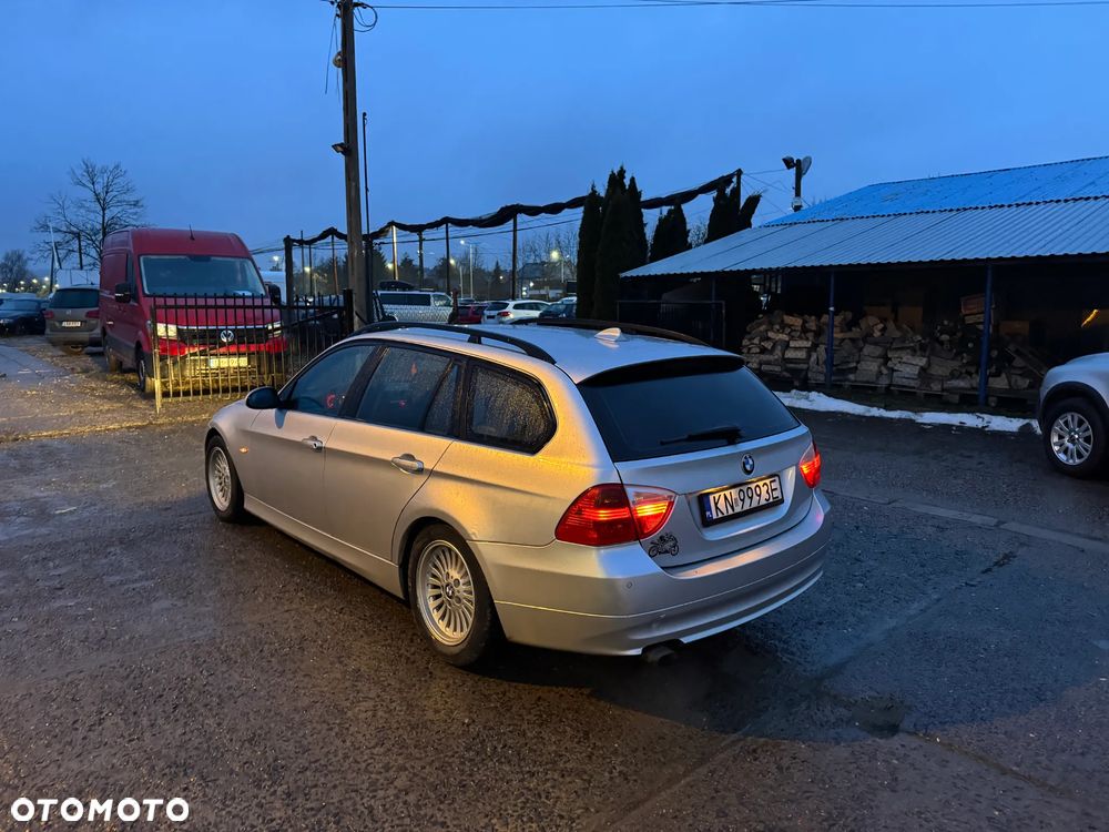 BMW Seria 3 320d - 3