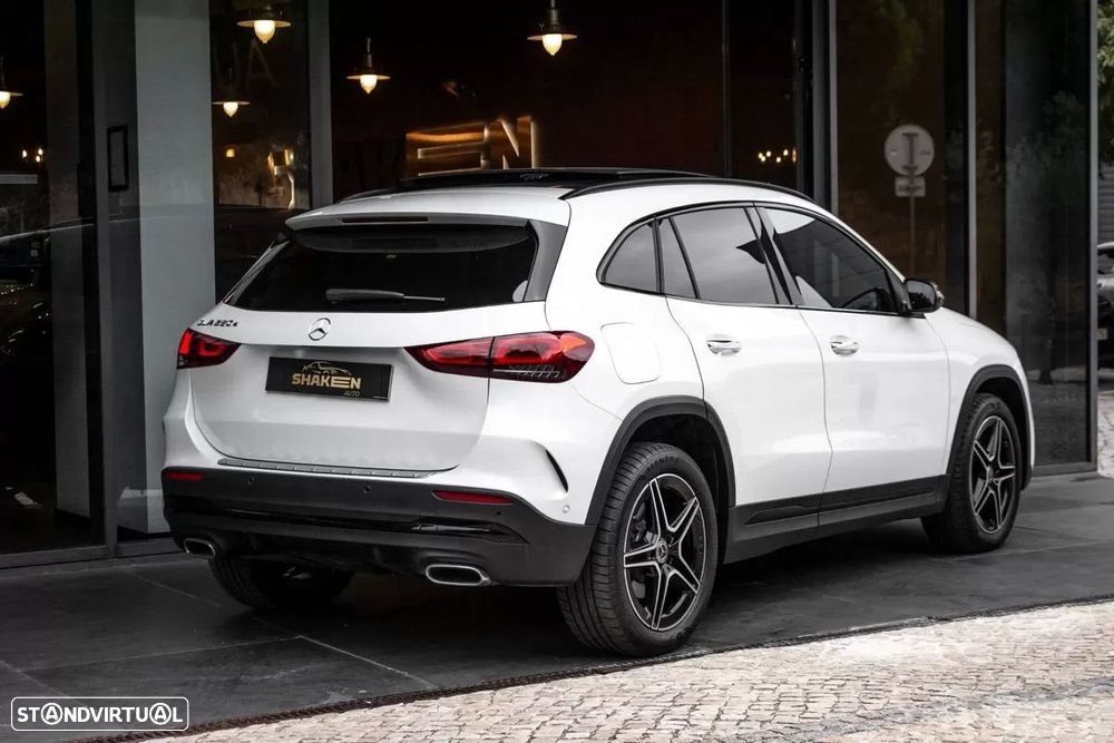 Mercedes-Benz GLA 250 e AMG Line - 4