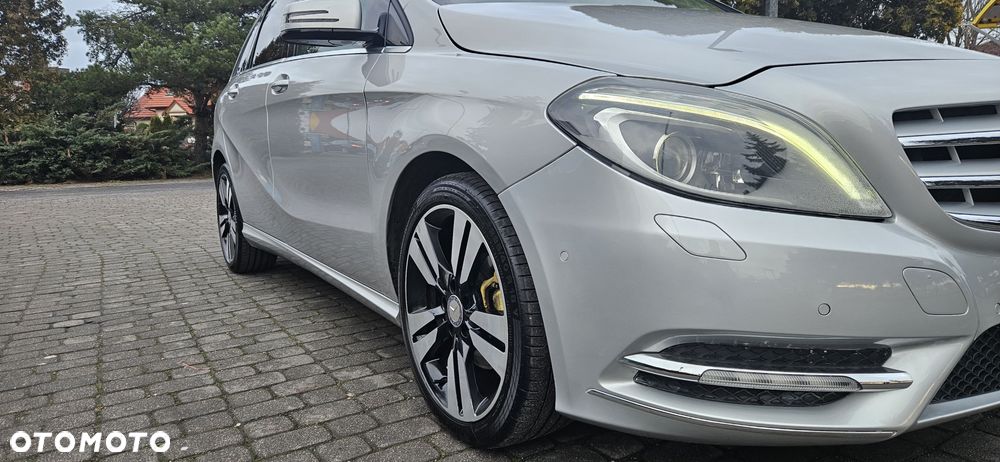 Mercedes-Benz Klasa B 200 (BlueEFFICIENCY) 7G-DCT - 16