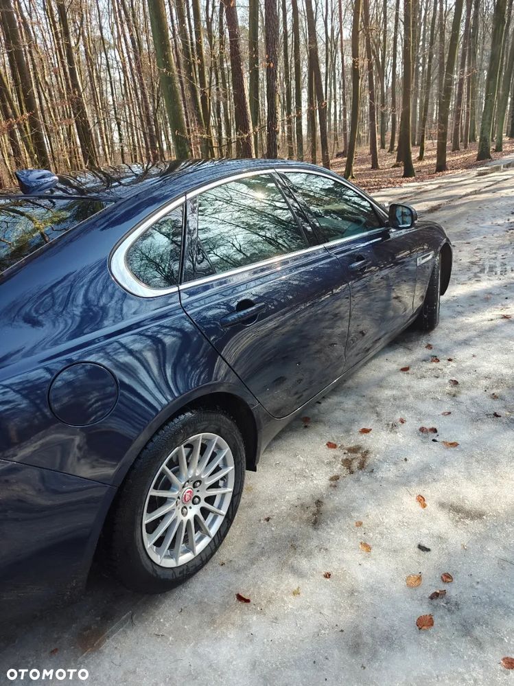 Jaguar XF 25t AWD Prestige - 6