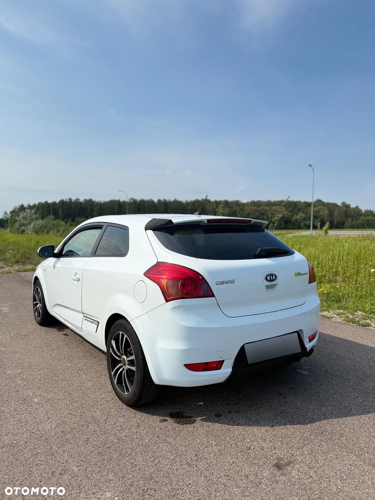 Kia Ceed 1.6 Crdi Comfort - 4