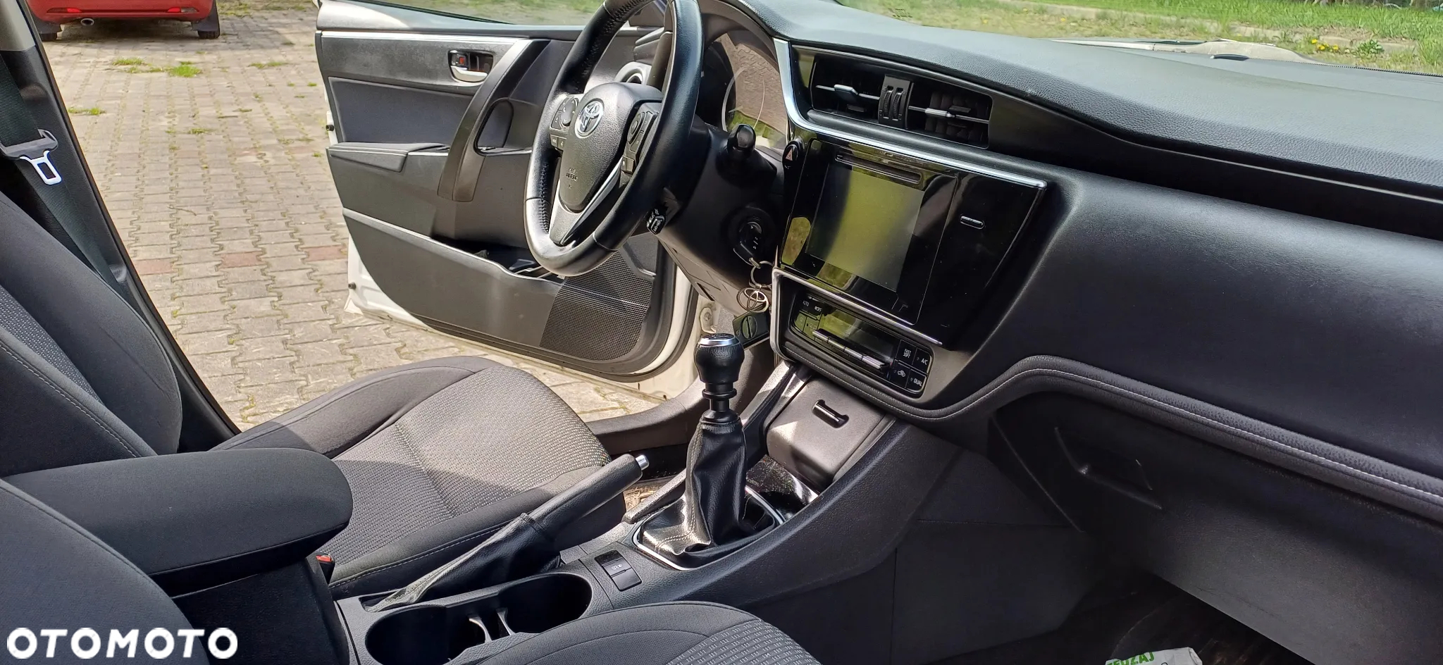 Toyota Corolla 1.6 Executive - 14
