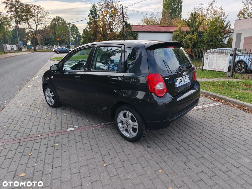 Chevrolet Aveo - 6