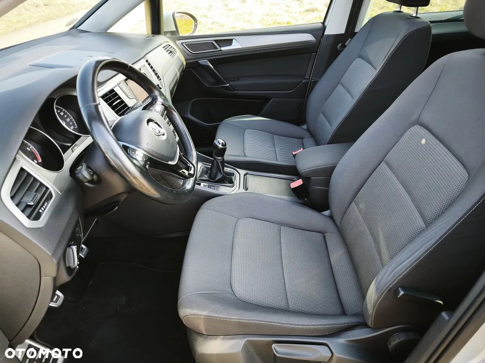 Volkswagen Golf Sportsvan - 14