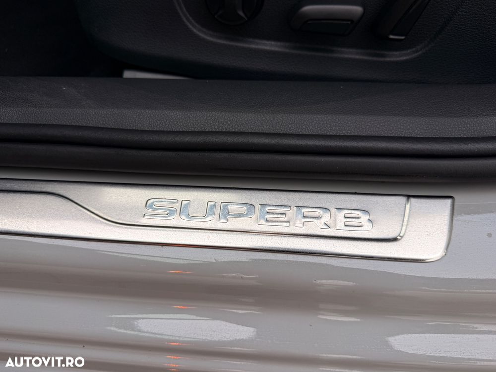 Skoda Superb 2.0 TSI DSG 4X4 Sportline - 27