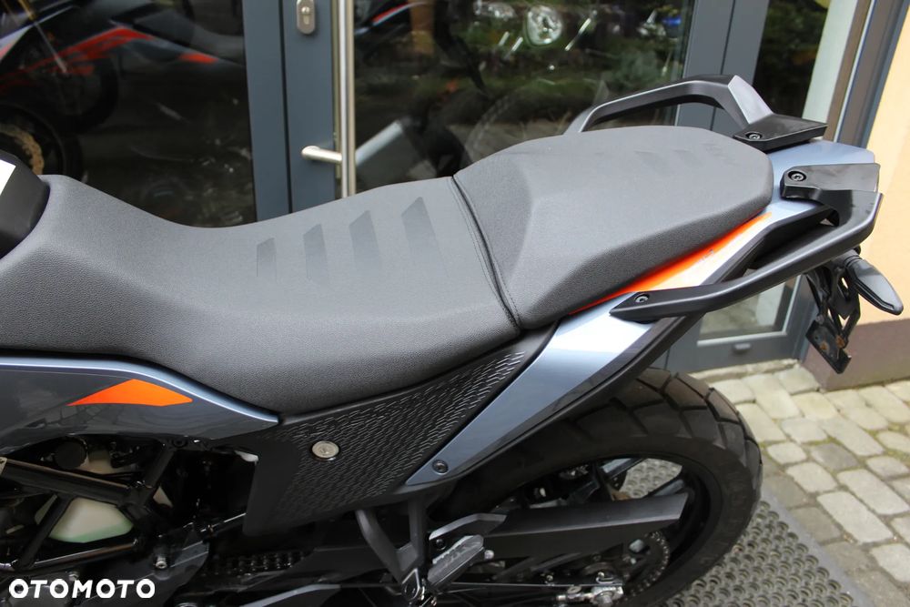 KTM Adventure - 8