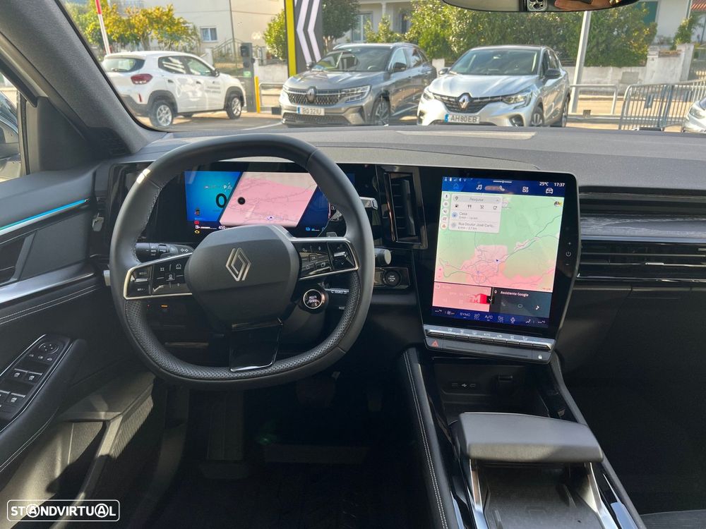 Renault Austral 1.2 E-Tech Iconic - 9