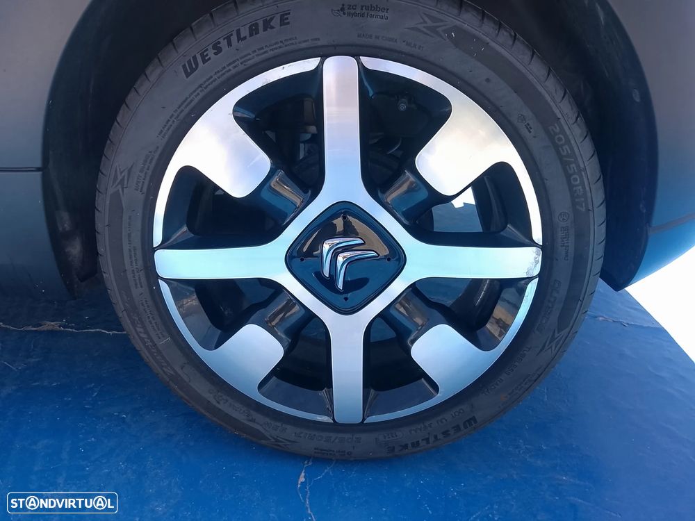 Citroën C3 1.2 PureTech Elle - 24
