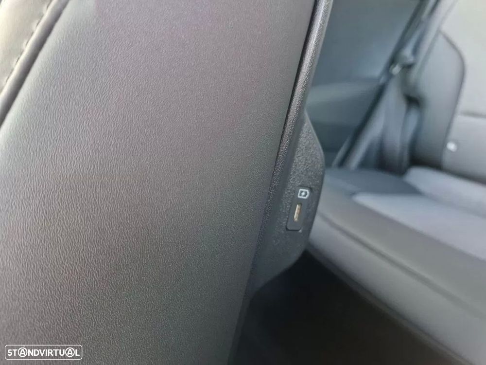 Kia Niro EV 64kWh Drive - 46