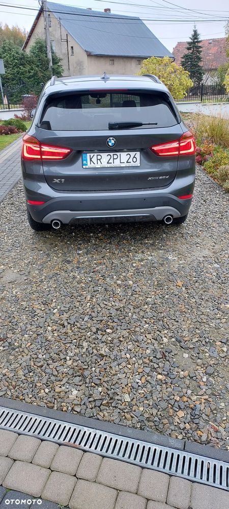 BMW X1 xDrive20d - 4