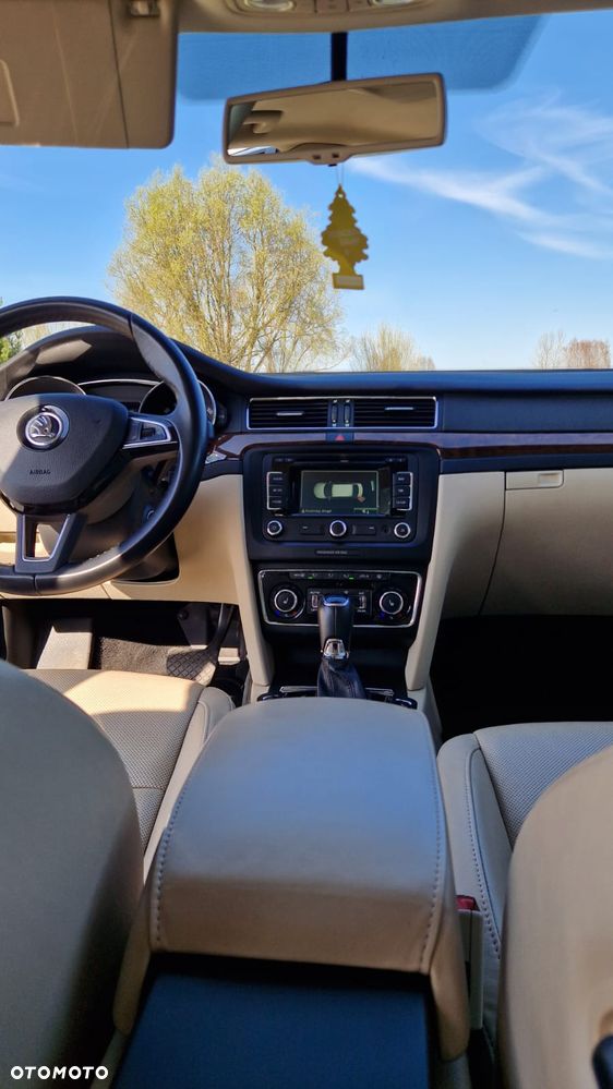 Skoda Superb 2.0 TSI Elegance DSG - 14