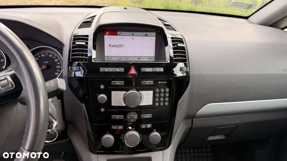 Opel Zafira 1.8 Navi - 12