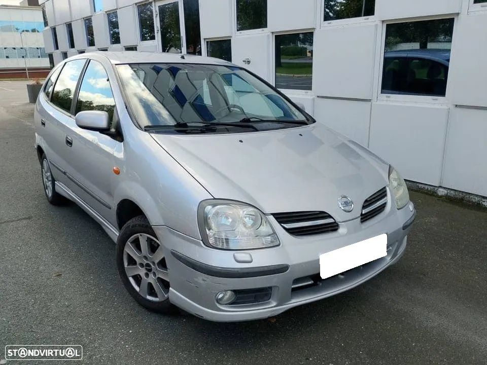 Nissan Almera Tino - 2