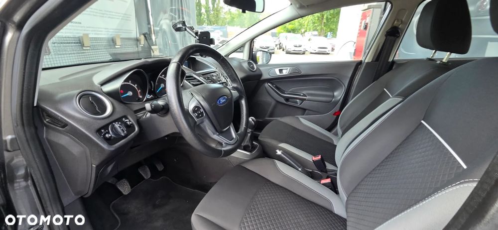 Ford Fiesta 1.25 Gold X EU6 - 33