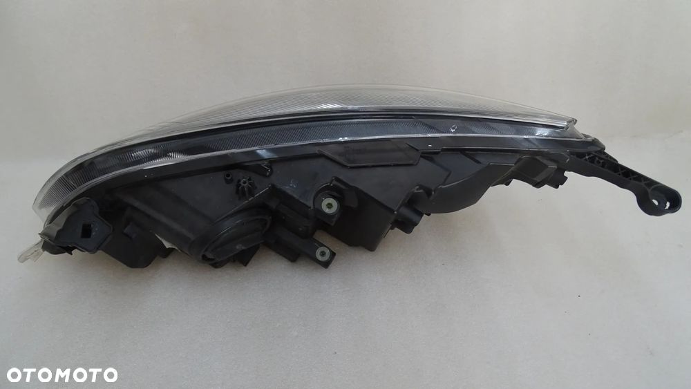 OPEL ASTRA J, IV - lampa przednia prawa - 7